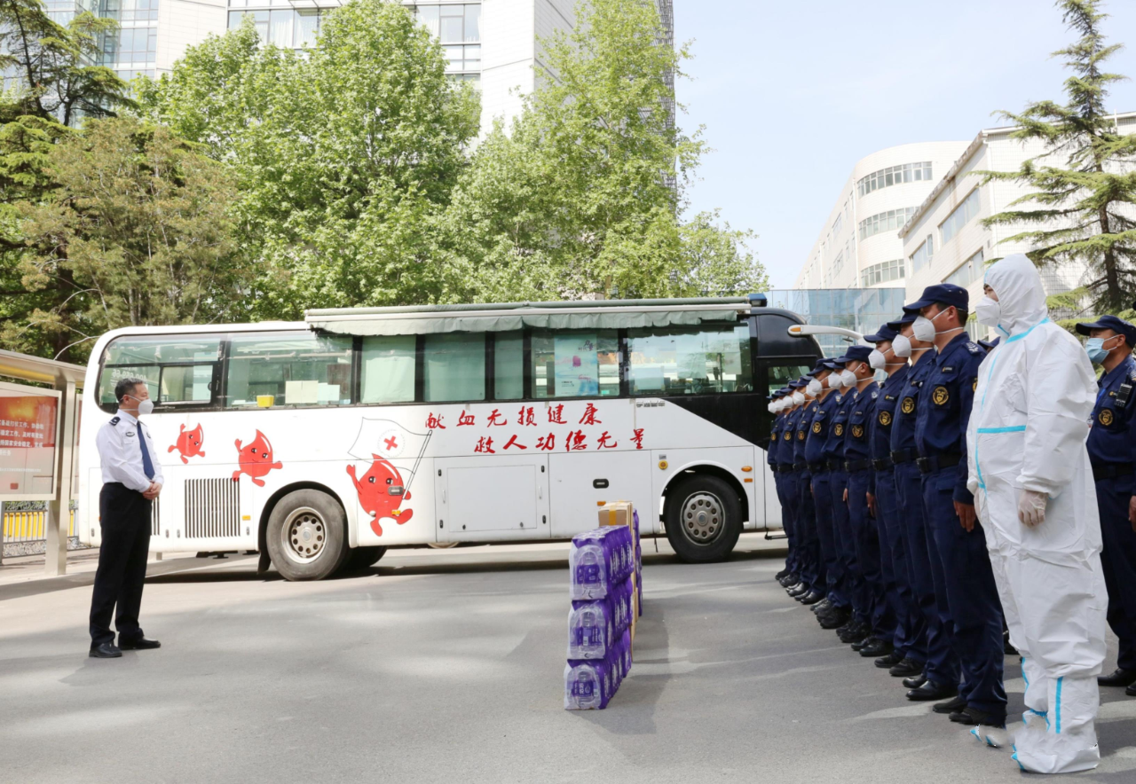 北京保安協(xié)會慰問公司一線安保服務(wù)人員