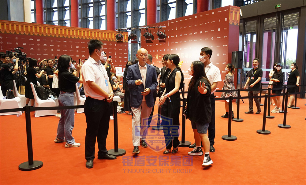 銀盾安保公司特勤人員為中國著名影視演員提供安全隨衛(wèi)服務(wù)