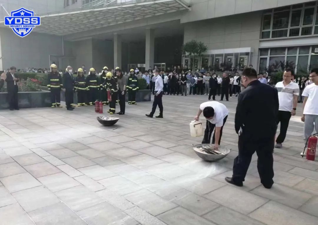 北京銀盾保安服務(wù)公司組織開展消防處突演練