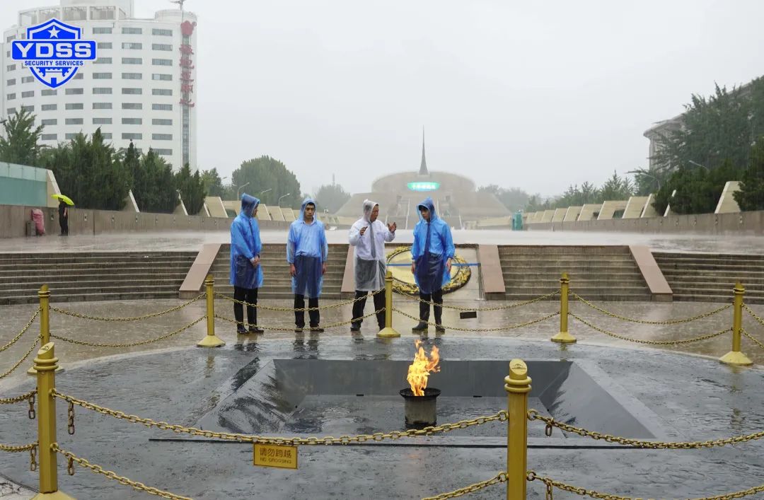 北京銀盾保安服務(wù)公司駐中華世紀(jì)壇保安隊(duì)筑牢安全堤壩